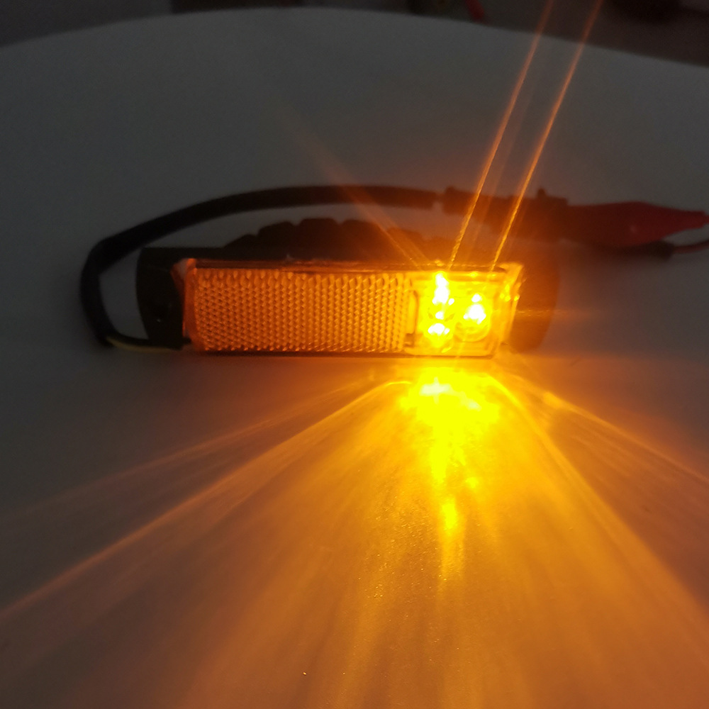 Luz lateral del coche de pasajeros luz lateral luz de la puerta luz lateral ancho de luz LED Zhongtong Bus