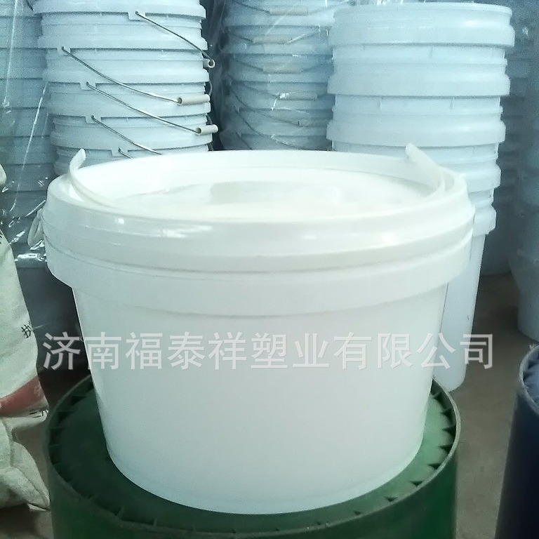 山东济南塑料桶厂家供应机油桶5L  润滑油桶 化工桶 塑制品加工