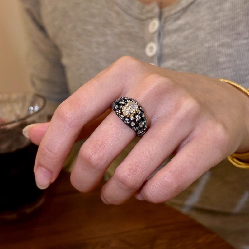 ヴィンテージ中古ブラックオーバルダイヤモンドリング女性用、色あせしない、絶妙な人差し指リング、軽い高級感とハイエンドリング|undefined