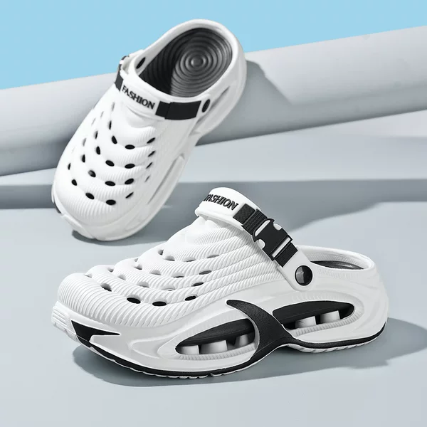 Thick-Soled Clogs for Men, Summer Outdoor Wear, 2026 New Model, Non-Slip, Wear-Resistant, Casual Driving and Beach Sandals, Odor-Resistant