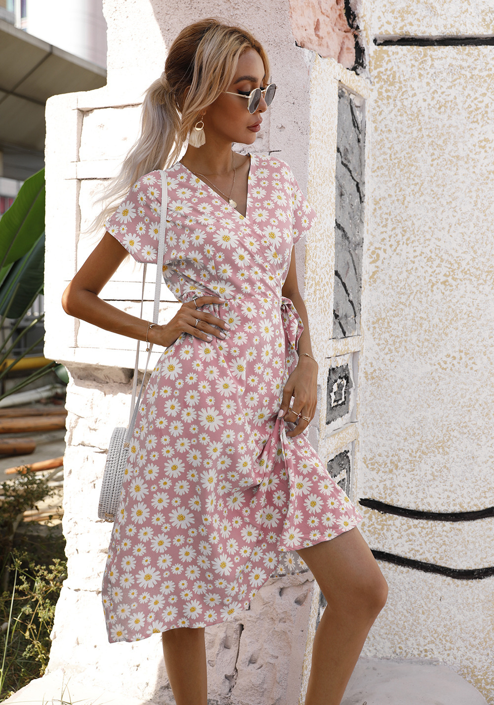 Women Stylish Long Dress Waist‑Cinch Design With All‑Over Print, Tie‑Waist & High Slit_ecoleips.com