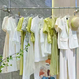 蔓诺蒂实体店撤柜25春装时尚高雅风衣外套连衣裙尾货清仓折扣批发