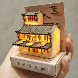 树脂工艺品;塑料工艺品