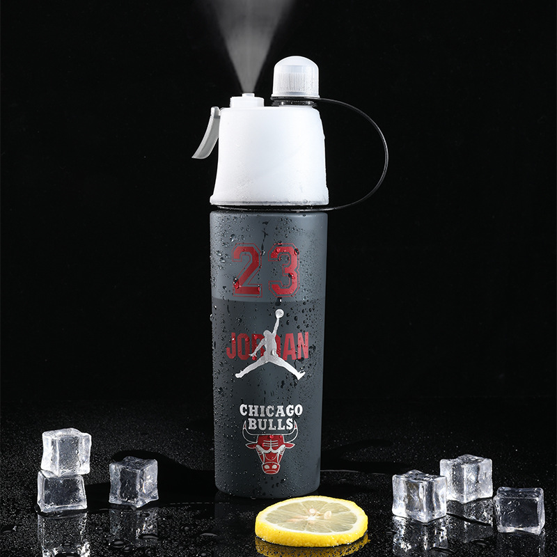 Frosted red 600mll enlarged spray + cup brush food grade pc material