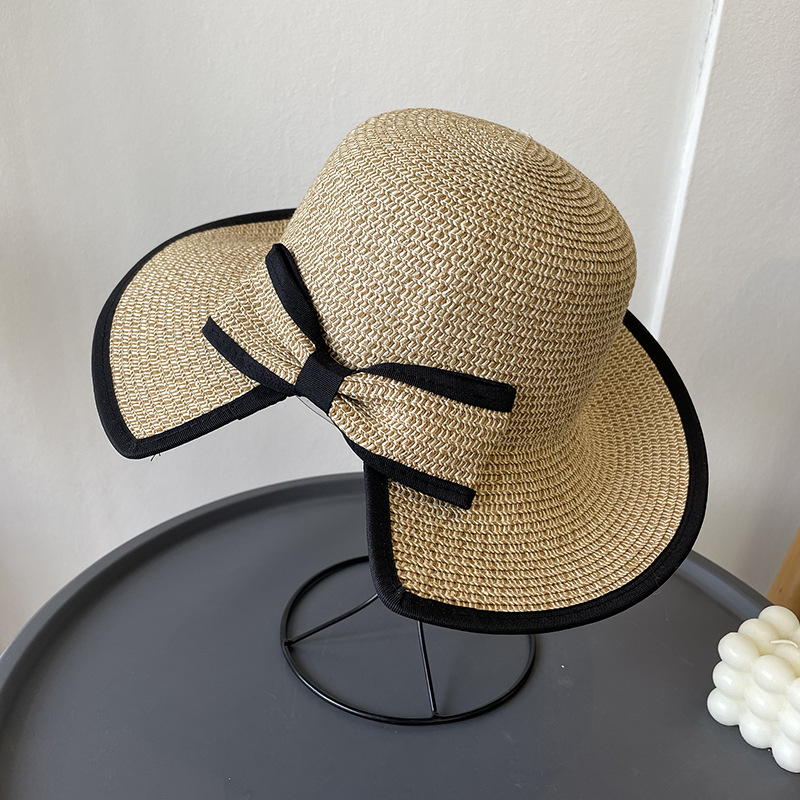 Spring and summer straw hat for women