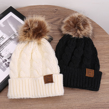 欧美跨境时尚纯色简约保暖舒适针织帽毛球装饰防风显脸小毛线帽