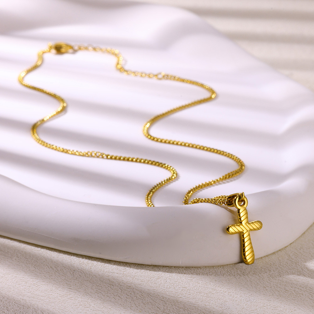 12g Weight 0.03µm-0.05µm Gold Plating Thickness PVD Coated Gold Plating Process Lobster Trigger Clasp Closure Clasp Closure Type Real Gold Plated Plating Material 304 Stainless Steel Pendant Material Stone-Free Inlay Material Pendant Necklace Classification 304 Stainless Steel Chain Material cable chain Chain Type 1 Piece Quantity Daily Occasion 304 Stainless Steel Material Geometric, Cross Pattern Unisex Gender Hip-Hop Style Waterproof Non Tarnish Craft PVD Coated Real Gold Plated 18K Gold Geometric Cross 304 Stainless Steel Hip-Hop Waterproof Non Tarnish 304 Stainless Steel Lobster Trigger Clasp Closure Pendant Necklace 6