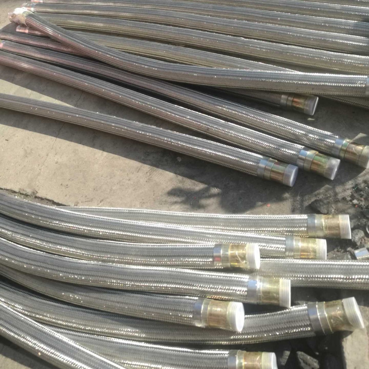 供应高压阻燃耐火胶管    高压胶管