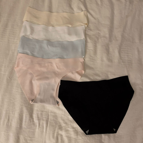 Tianxinkejiang~Ice Silk Seamless Underwear Women's Summer Thin Low-waist Crossover Sexy Sports Girl Briefs