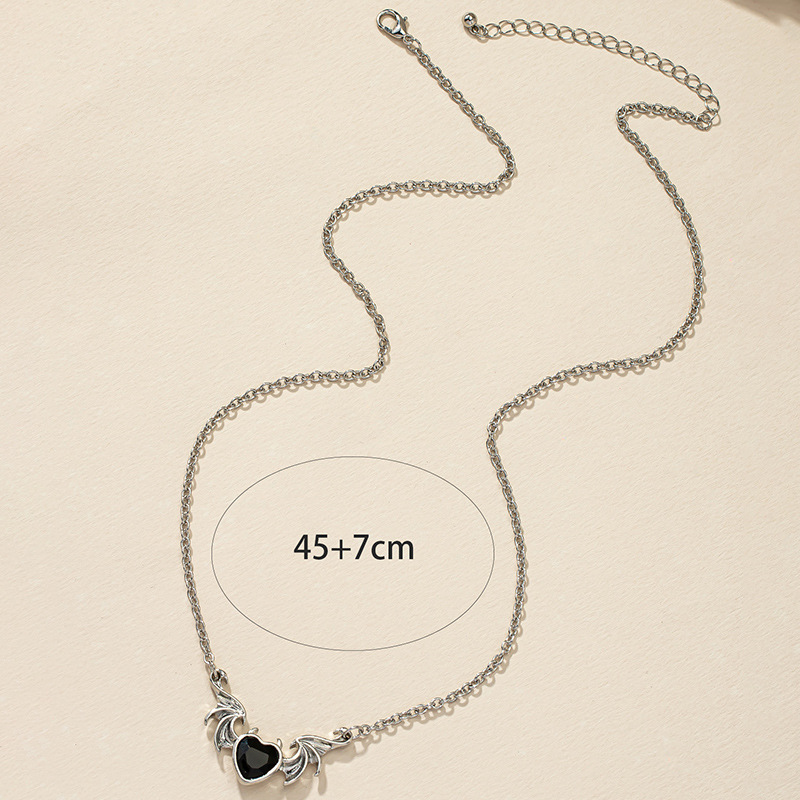 Retro Heart Shape Wings Alloy Plating Artificial Rhinestones Necklace