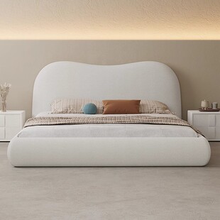 Wabi-Sabi Cream Style Fabric Bed Modern Simple Lambswool 1.8m Double Bed Master Bedroom Accessible Luxury Scandinavian Classy Bed