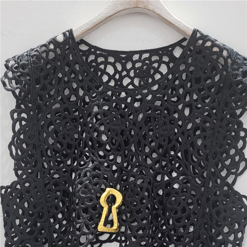 2026 verano nuevo estilo francés nicho lujo ligero hueco gancho de flores cuello redondo sin mangas chaleco de flores chaqueta mujer image 6