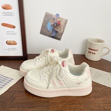 新款粉色甜美少女风小白鞋女ins百搭舒适休闲鞋透气增高运动板鞋