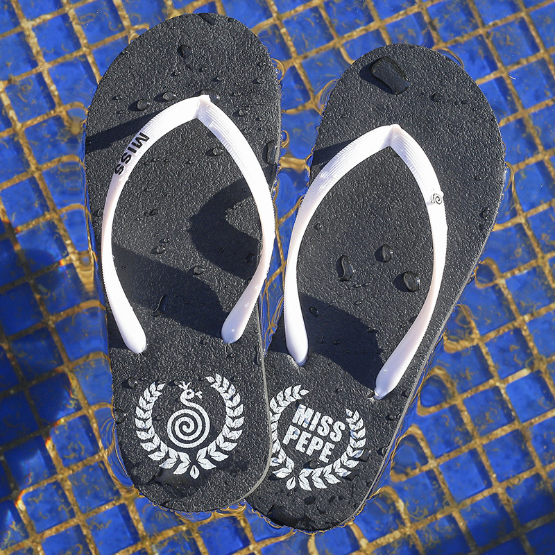 Flip flops de mujer de verano anti-deslizante confort de calzado de playa simple zapatillas de calzado de pies planas