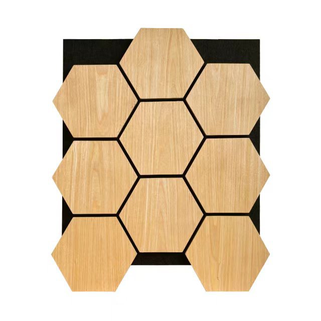 Barras de madera de poliéster rejilla tablero de absorción de sonido hexagonal tablero de absorción de sonido de forma especial pared de fondo teatro material de decoración ecológico