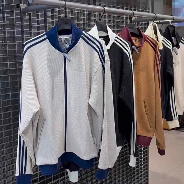 2026 Spring and Autumn New Style Three-Stripe Embroidered Logo Jacket with Stand Collar Casual Sports Coat for Men and Women Couples