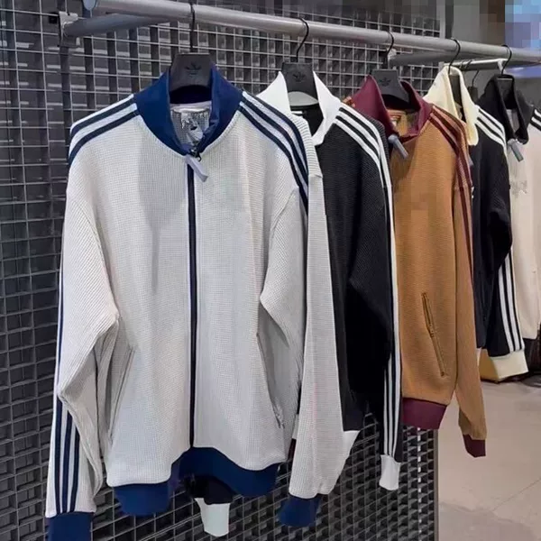 2026 Spring and Autumn New Style Three-Stripe Embroidered Logo Jacket with Stand Collar Casual Sports Coat for Men and Women Couples