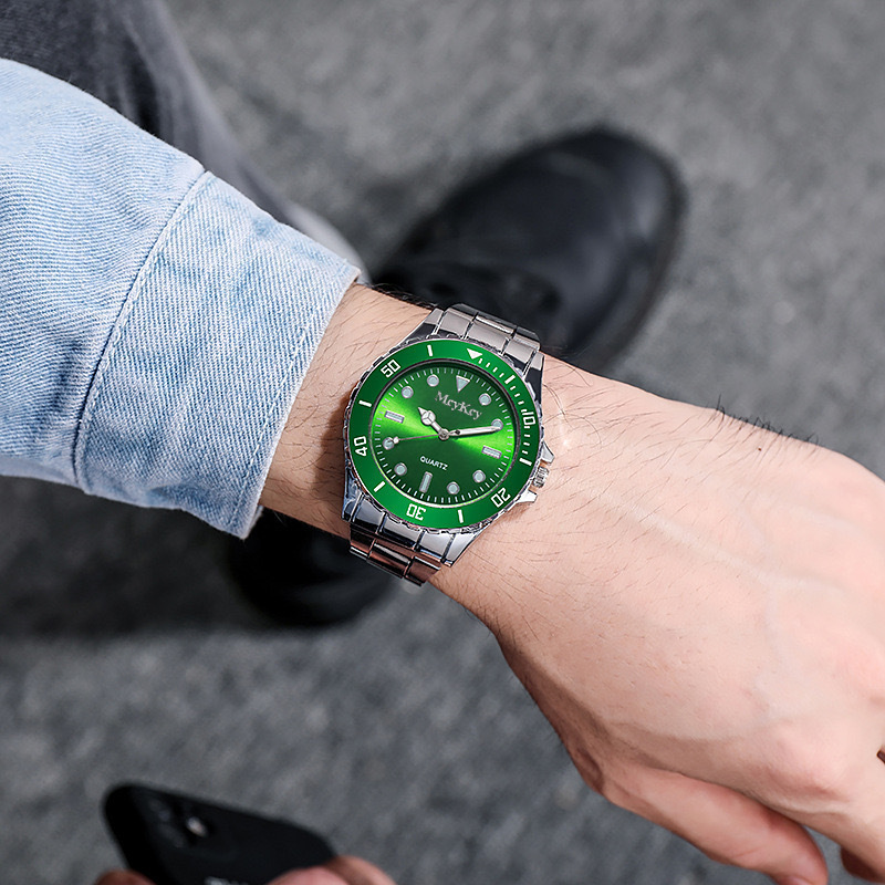 Hot Selling Student Watch Men's Business Luminous Quartz Watch Live Broadcast Men's Watch New Watch Green Water Ghost Watch