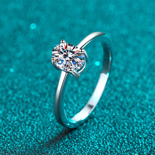 925 sterling silver ring for women pigeon egg moissanite exquisite four claw ring plated pt950 gold manufacturer wholesale