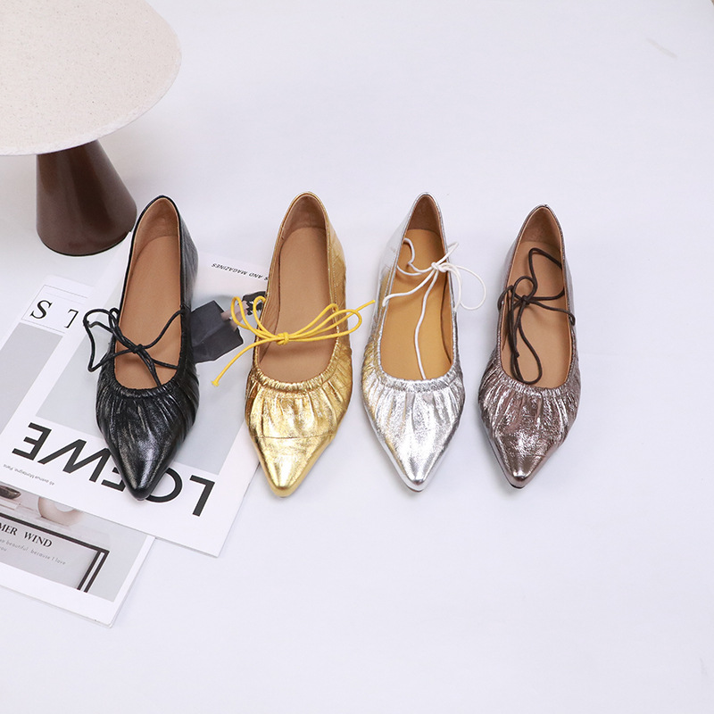 Low shoes pointed-toe low-cut
