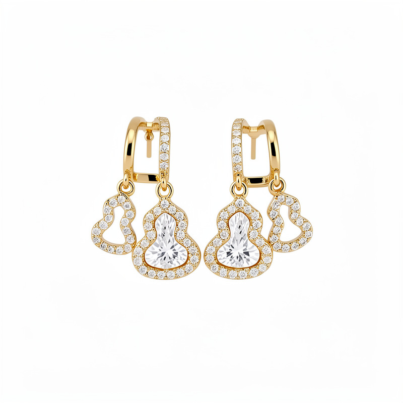 Agujas de plata, pendientes huecos de diamante, temperamento exquisito, pendientes de moda, pendientes de lujo ligero, pendientes de alta calidad al por mayor.