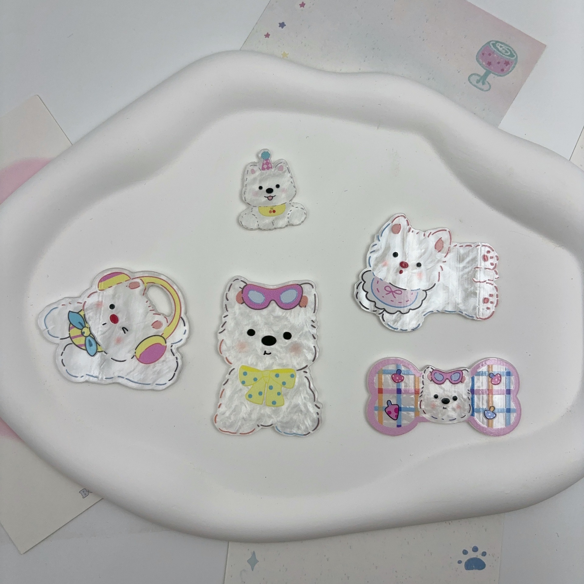 웨스트 하이랜드 뼈 모양 구멍 구멍 슬리퍼 헤어 액세서리 휴대폰 케이스 DIY 장식 액세서리 재료 도매 귀여운 만화 헤어 액세서리