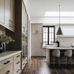 Foshan manufacturers European-style integrated kitchen cabinet quartz stone integrated countertop whole house furniture simple light luxury cloakroom wardrobe
