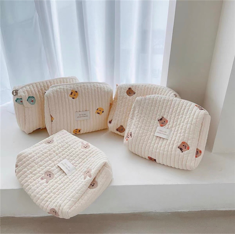 Korean embroidered zipper multifunctional bear mommy bag baby stroller hanging bag diaper bag cotton clutch bag