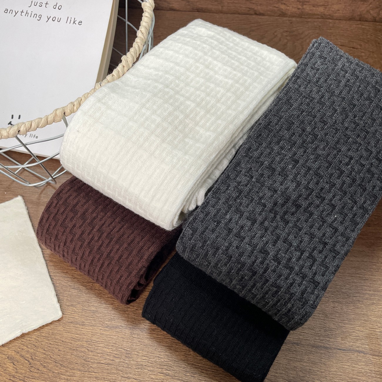 Autumn and Winter 500D Cotton Combed Cotton Dark Pattern Houndstooth Korean Ins Retro Coffee Color Slimming Pantyhose