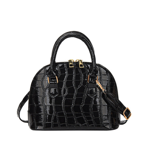 Foreign trade trendy texture women's bag  new crocodile pattern shell versatile shoulder armpit bag ladies hand bag