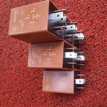 闪光继电器JQ608A厦门金旅金龙申龙客车公交转向24V5插251CJQ608
