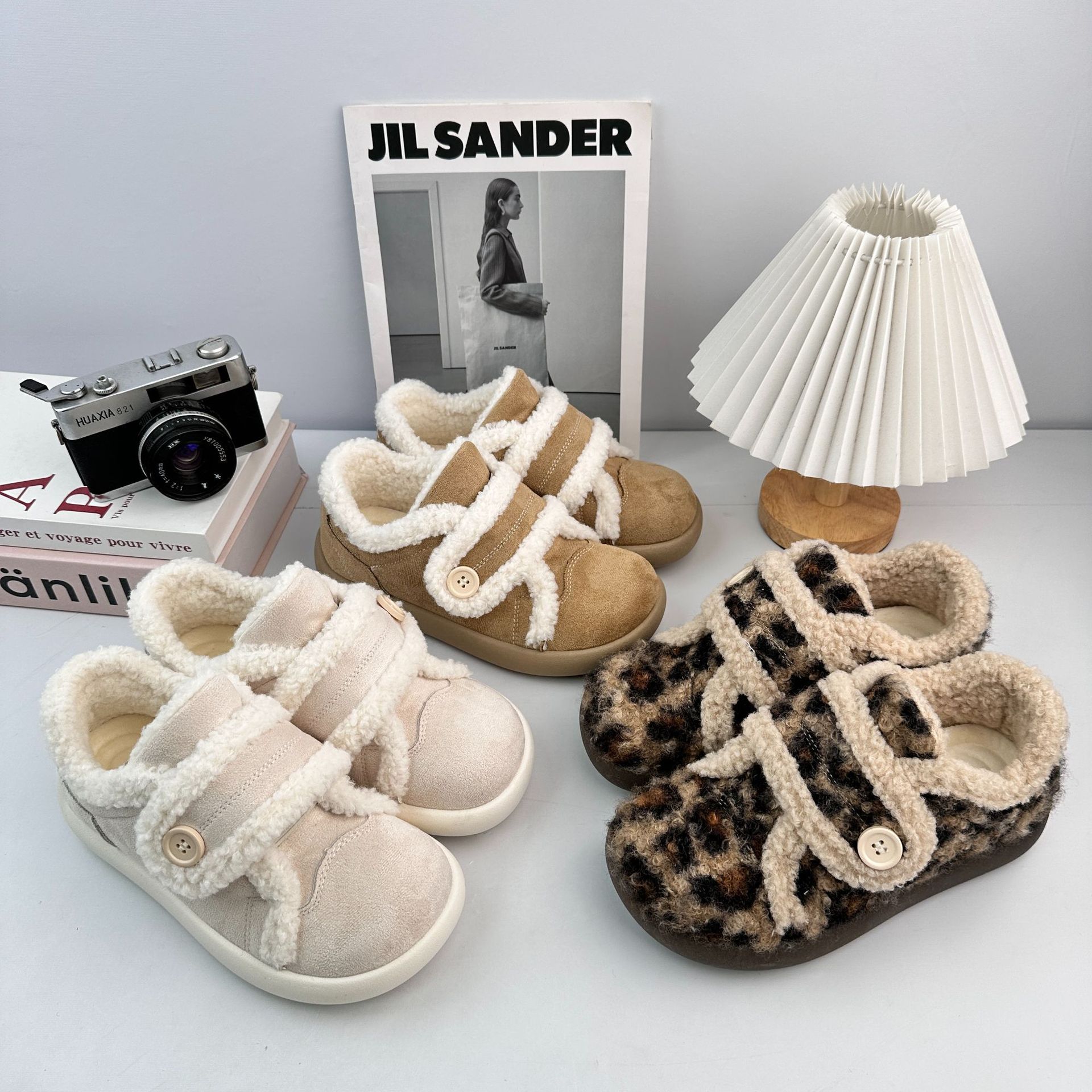 YUANBO2025 zapatos de lana de caño y invierno calientes zapatos de hebilla de algodón bolsas de mujer zapatos de bolsas de cabello image 1