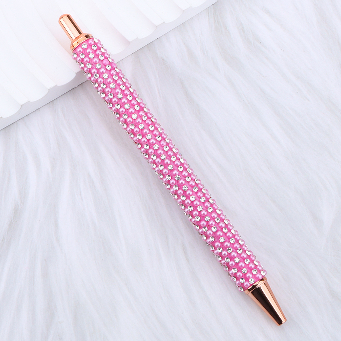 Bolsas de perlas de venta en caliente transfronterizas bolígrafo de perlas creativo lindos bolígrafo de escritorio de estudiantes regalos de perlas bolígrafo de diamante