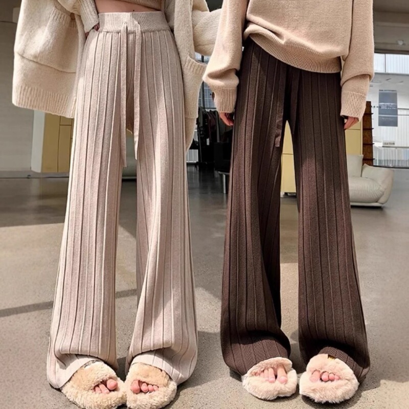 Stylish pleated knit wide-leg pants for women, with a draping effect, slim straight-leg design, spring Korean version, casual and slimming, floor-length pants Stylish pleated knit wide-leg pants for women, with a draping effect, slim straight-leg design, spring Korean version, casual and slimming, floor-length pants