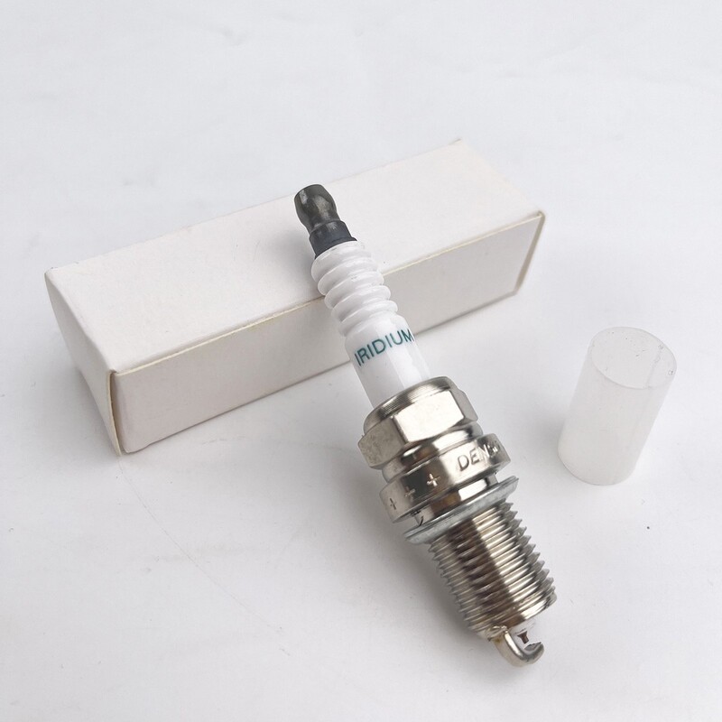 90919-01210汽车火花塞SK20R11适用丰田凯美瑞spark plug汽车配件|undefined