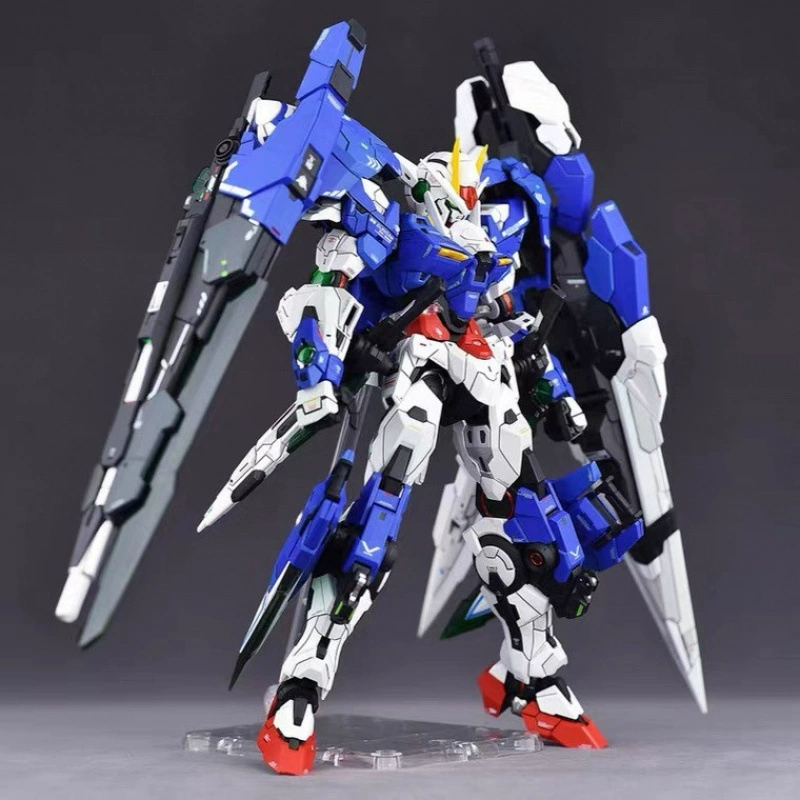 Сборная модель (Gundam) 1/100 — мультивариант Unicorn/Freedom, подвижный мех с оружием и подставкой