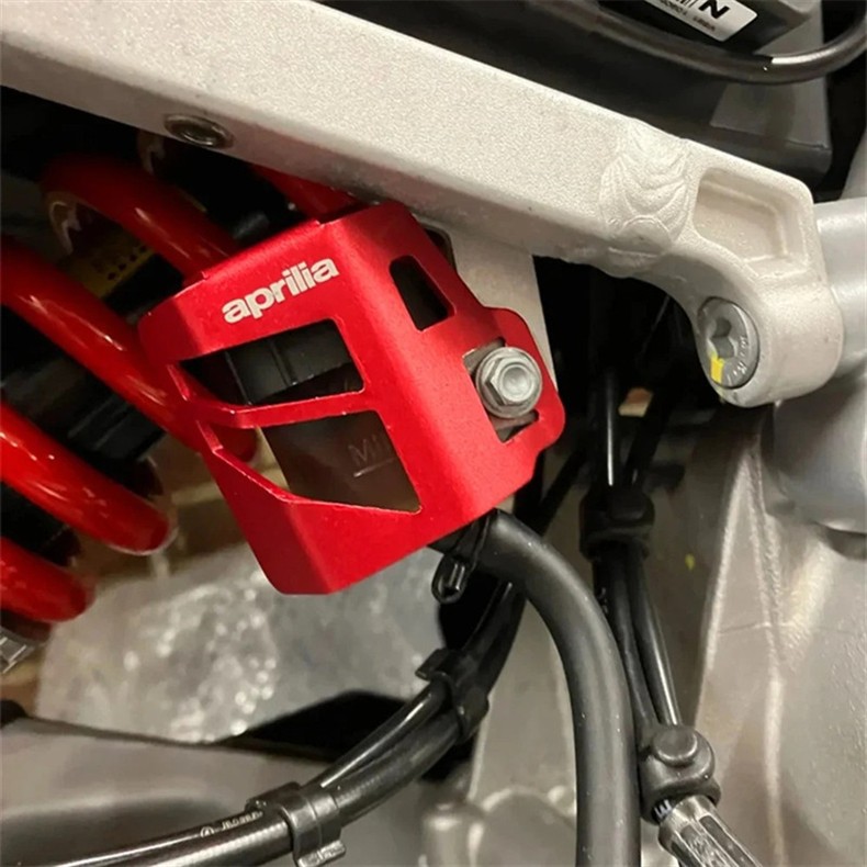 Suitable for Aprilia Rs660 Rs457 Tuareg660 22-24 Rear Brake Fluid Reservoir Protective Cover