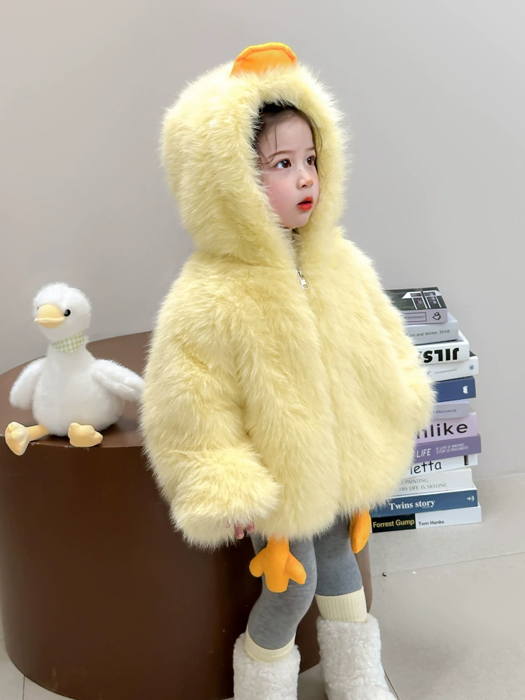 Куртка-пуховик с демисезонной теплотой, свитер B.Duck, милый