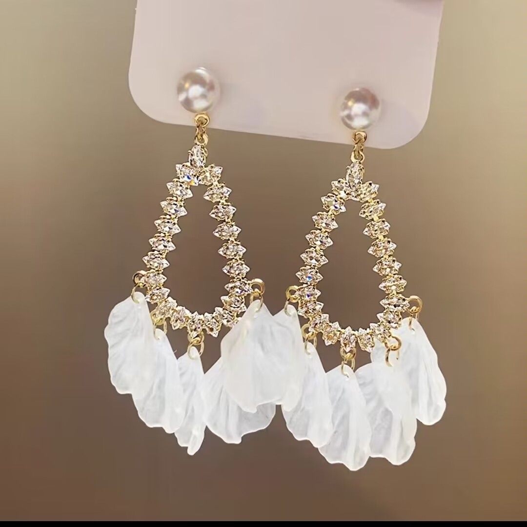 Acrylic earrings with zircon drop-shaped with tassels