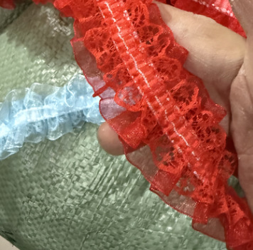 現品4cm二重リボンシワレース弾力シュシュ子供髪飾りヘアバンド緩めレース134