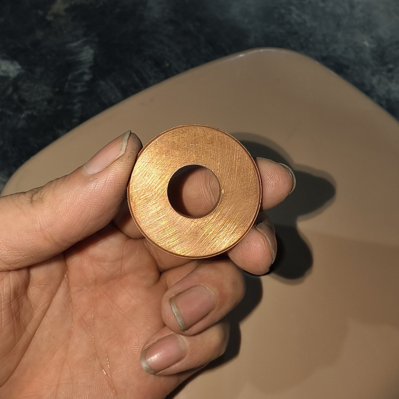 真空镀膜机陶瓷线路镀铜陶瓷天线基带定位芯片远大提供成套设备