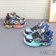 2025秋季新款皮面儿童鞋批发跑鞋带灯小男孩可爱卡通轻便运动鞋