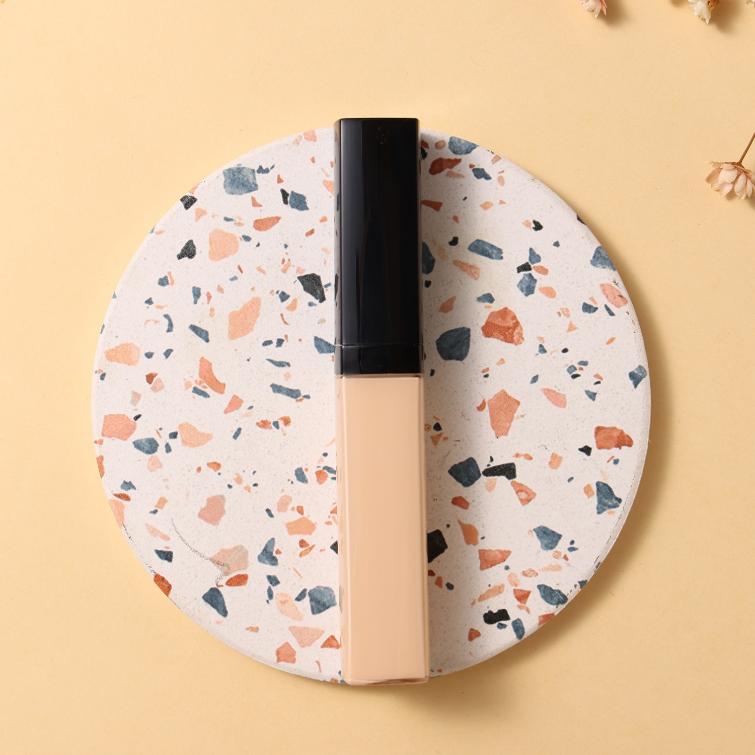 Concealer Image 2