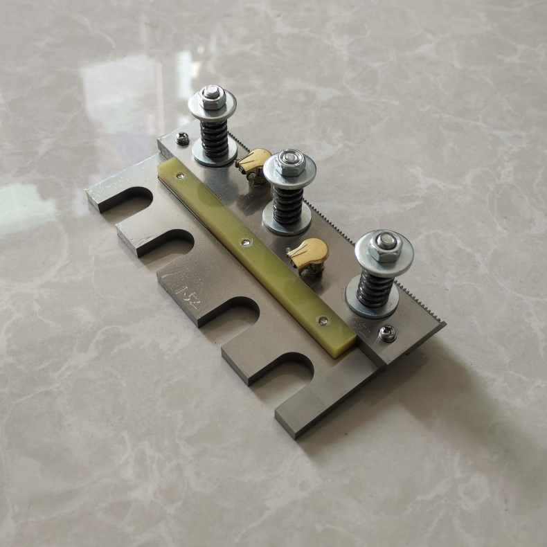 切勾刀140/135mm 175/170mm高速纺机粘扣带机配件 切勾机配件