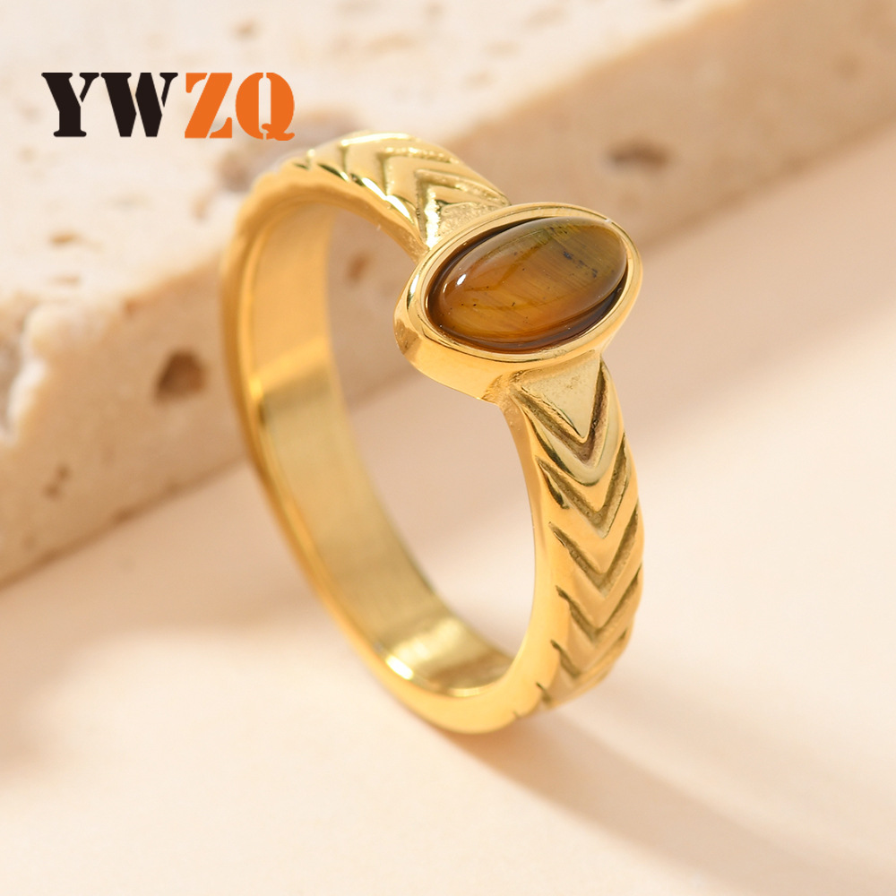 Diseño transfronterizo, fundición ovalada, piedra natural, anillo de acero de titanio, hermosa moda, joyería de acero inoxidable chapada en oro de 18k image 1