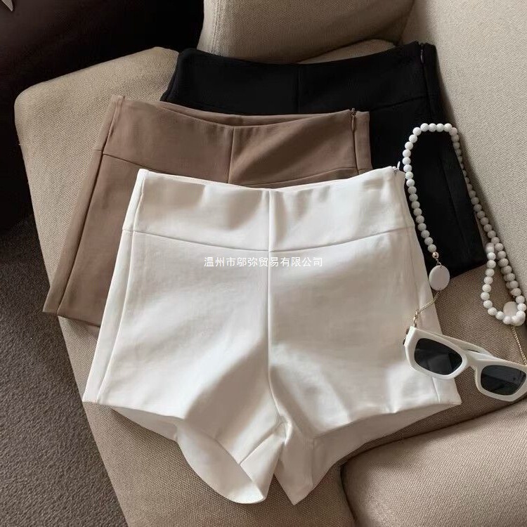 Spring and Autumn Thickened High-Waisted Slimming Elastic Hip-Hugging Shorts, White Straight-Leg Casual Pants, Versatile A-Line Hot Pants for Women Spring and Autumn Thickened High-Waisted Slimming Elastic Hip-Hugging Shorts, White Straight-Leg Casual Pants, Versatile A-Line Hot Pants for Women