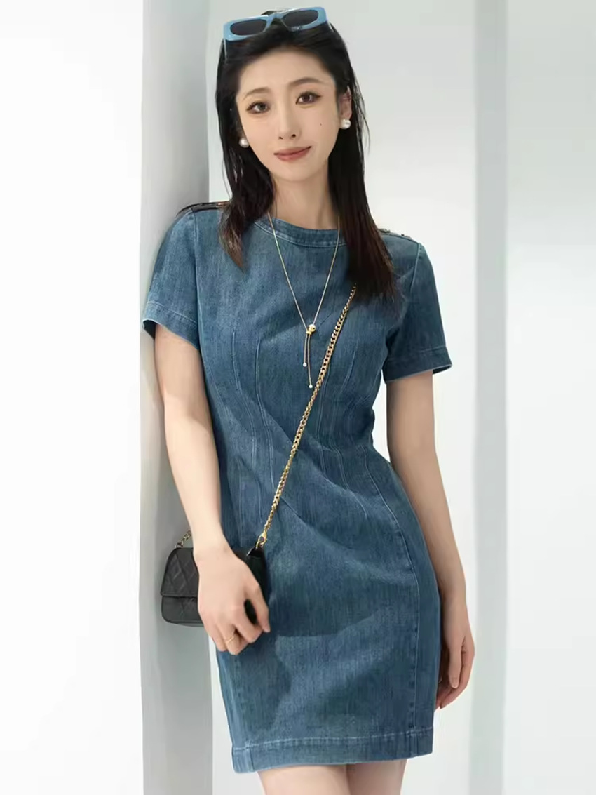 Váy liền denim tay ngắn cổ tròn ôm sát màu trơn — Màu xanh lam