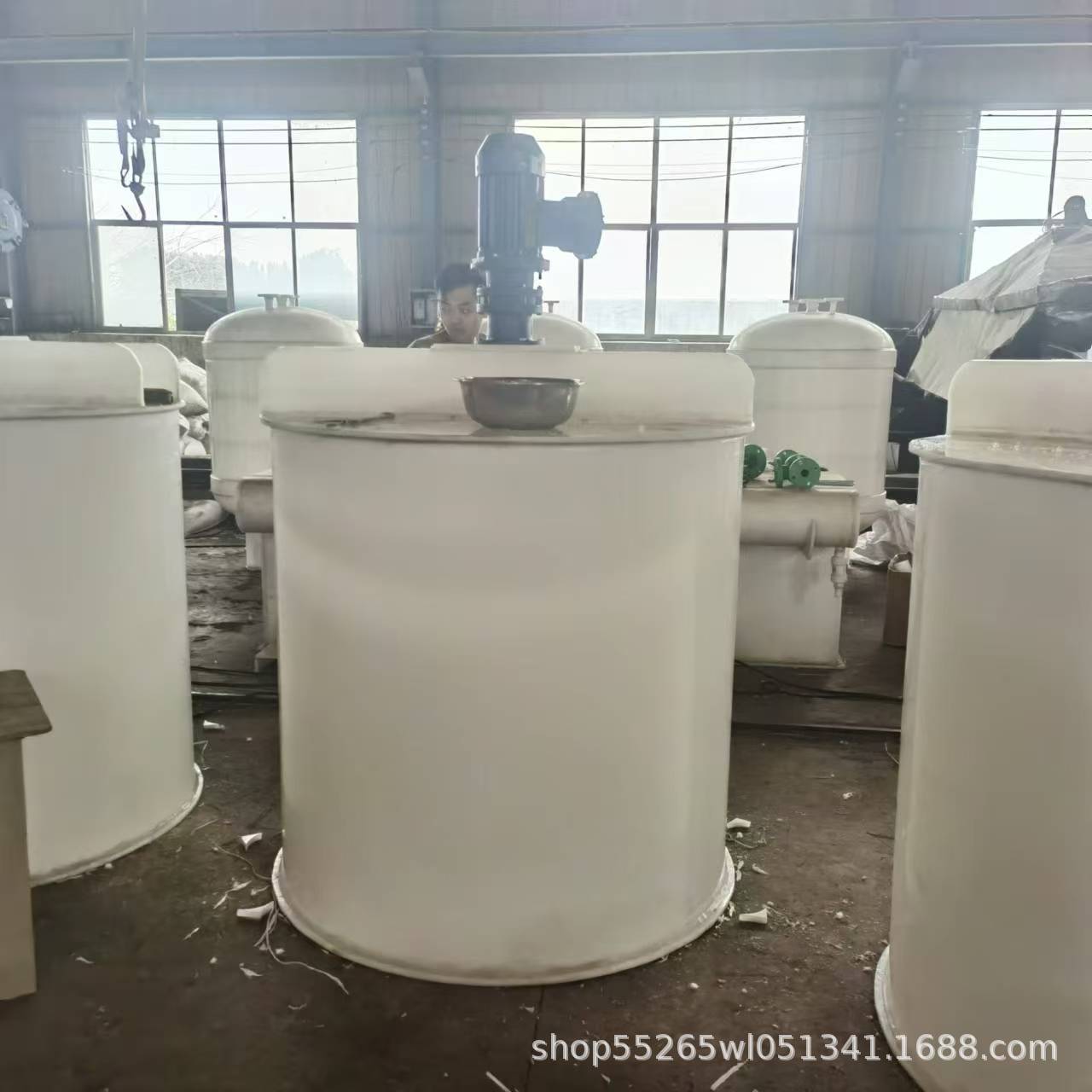 聚丙烯搅拌反应釜 化工工业试剂颗粒搅拌罐厂家 pp搅拌槽配药罐