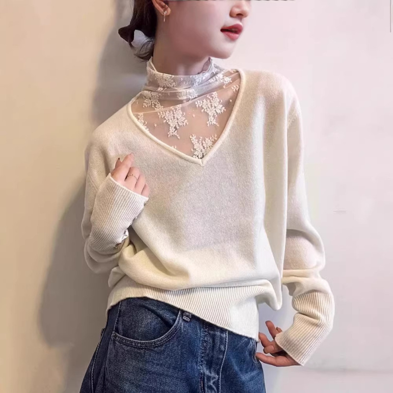 Lace Spliced Turtleneck Knit Sweater for Women, Stunning and Beautiful for Autumn and Winter, Can Be Worn as an Inner Layer or Outerwear, Black Lace Spliced Turtleneck Knit Sweater for Women, Stunning and Beautiful for Autumn and Winter, Can Be Worn as an Inner Layer or Outerwear, Black