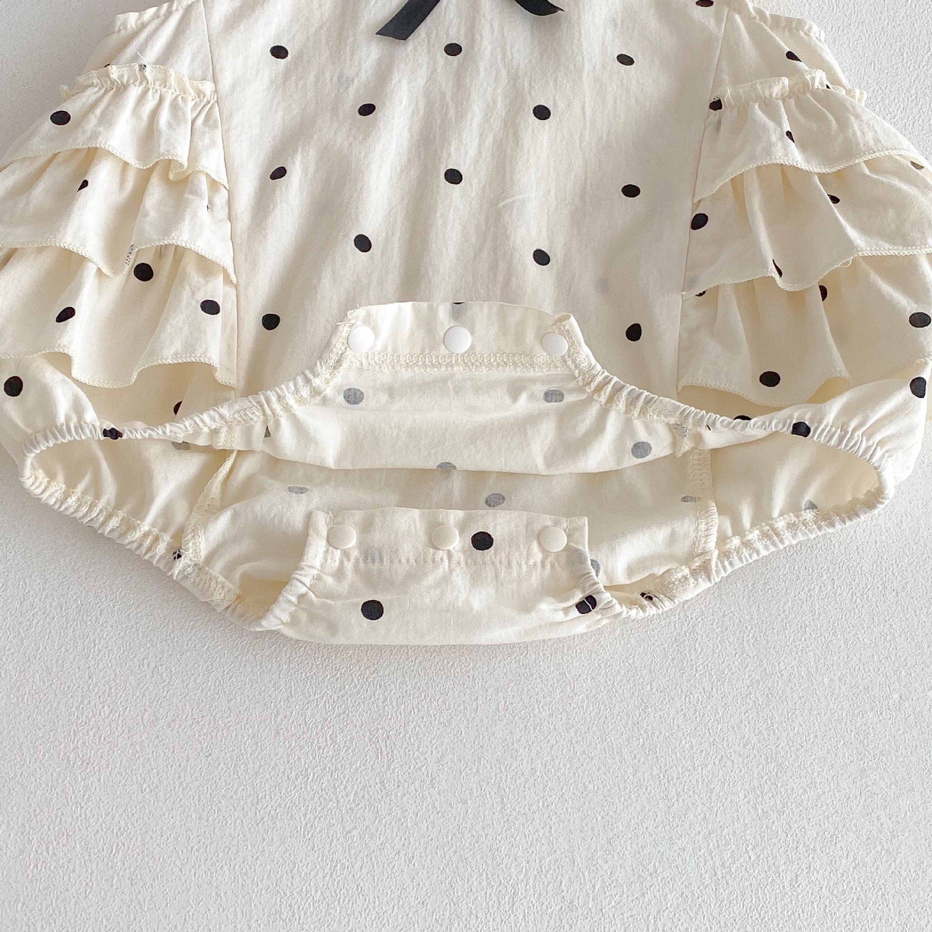 Tutina da bambina senza maniche, ideale per il primo compleanno (100 giorni), perfetta per la principessa._voghion.com